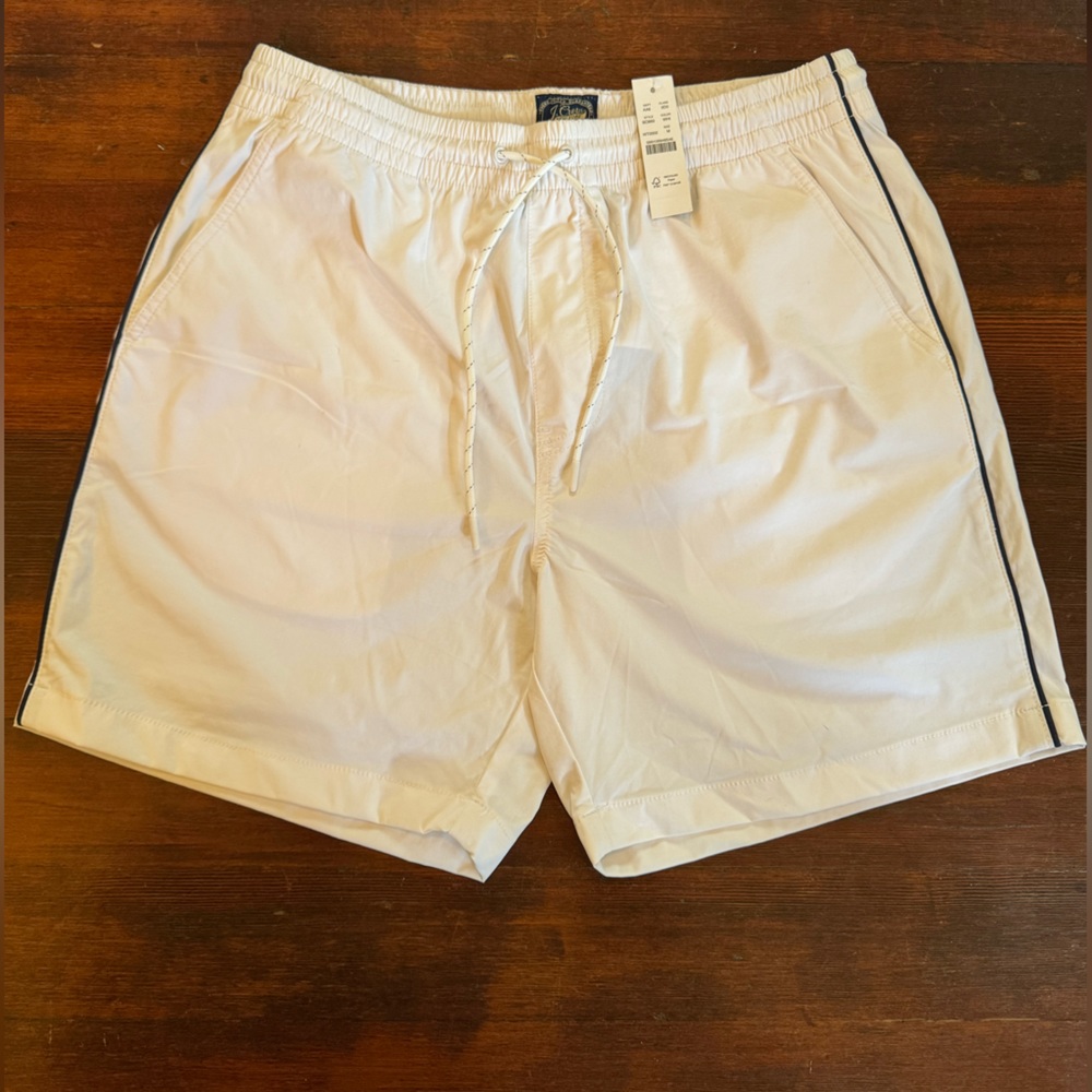 J Crew Men’s Tech Dock Short
